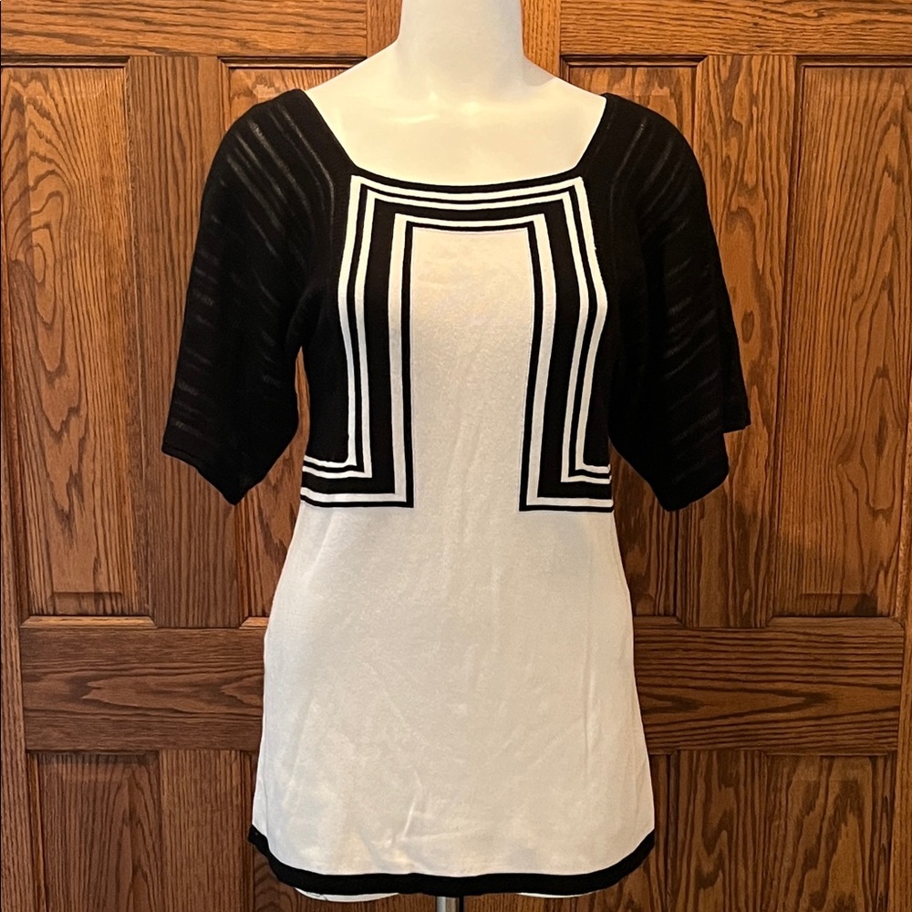 tad b geometric pattern long sweater S/M